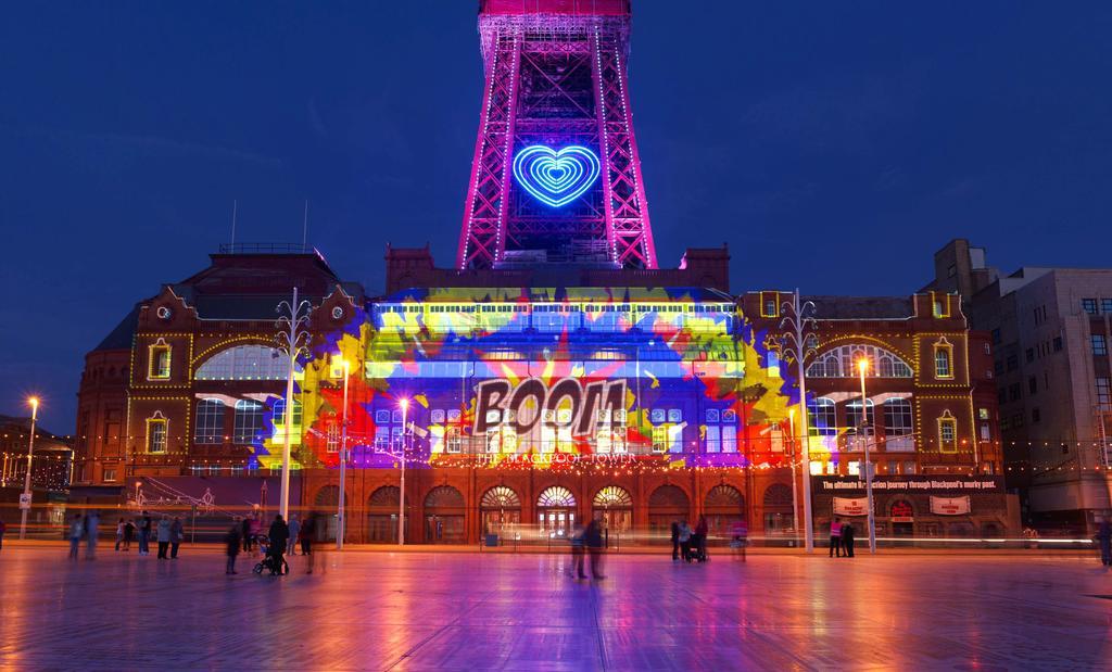 Oyo Wave Crest Hotel Blackpool Exterior photo